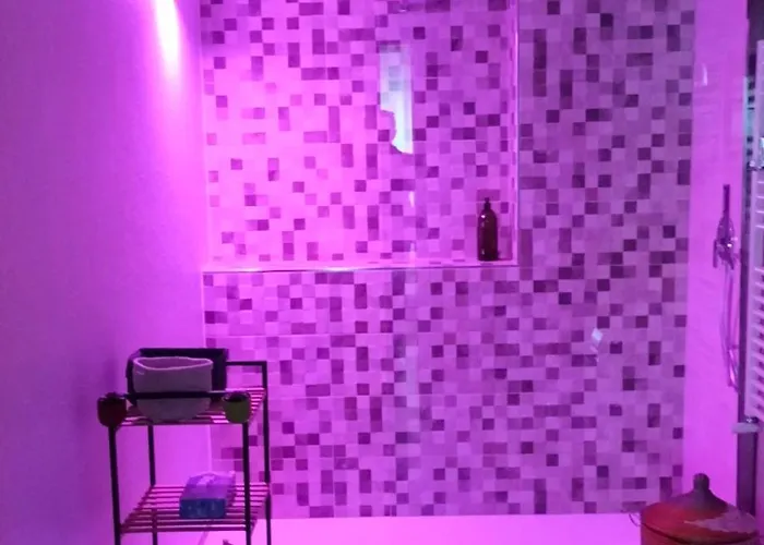 Al Teatro ゲストハウス