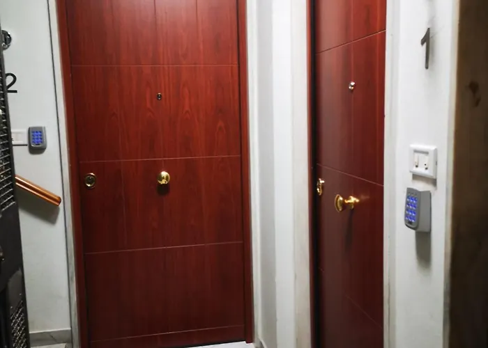 Al Teatro ゲストハウス