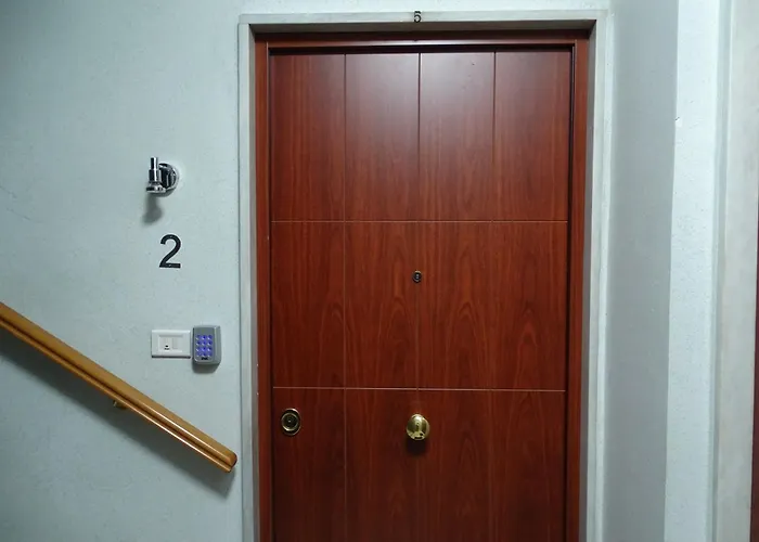 Al Teatro ゲストハウス 3*